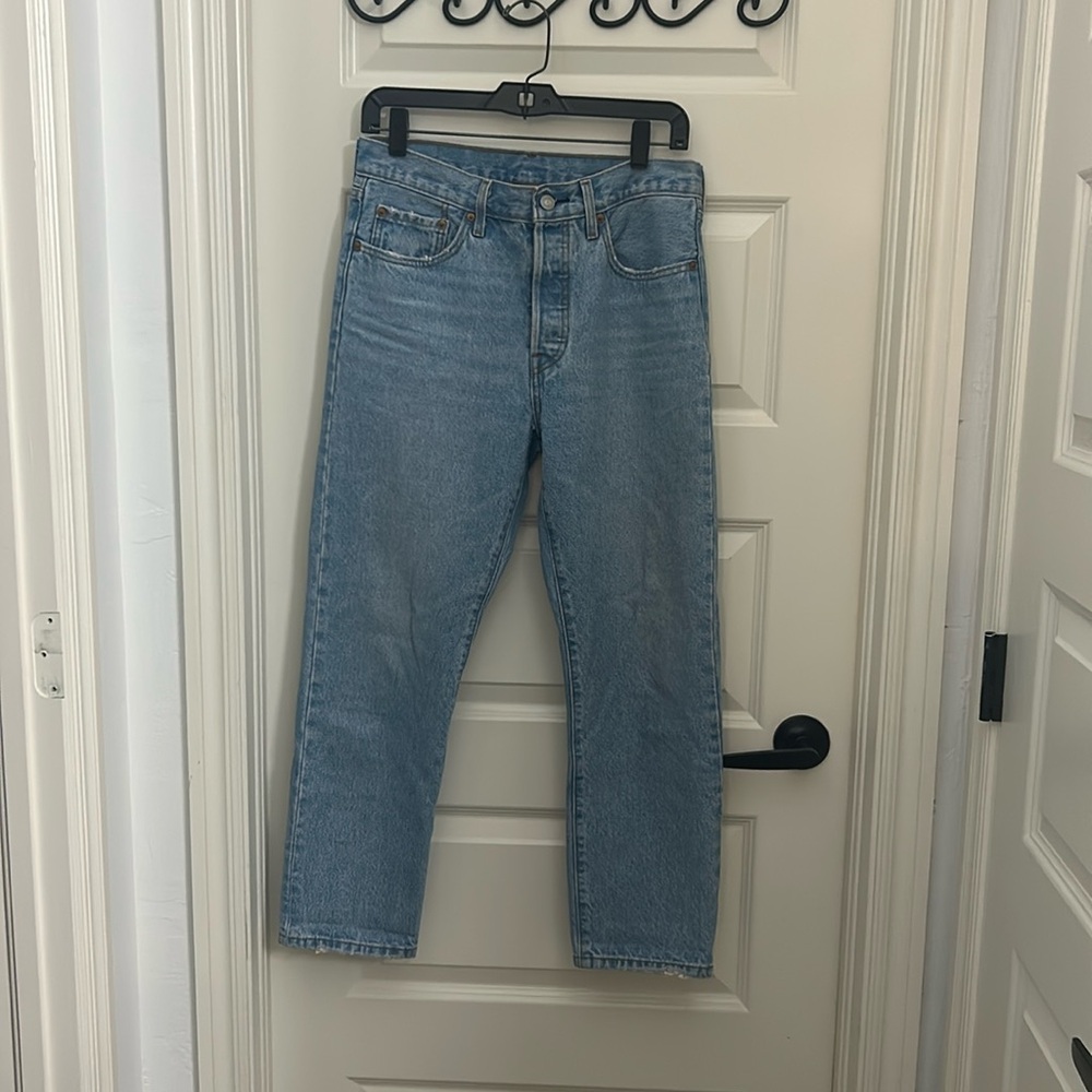 Levi’s 501 Cropped Blue Denim Jeans
